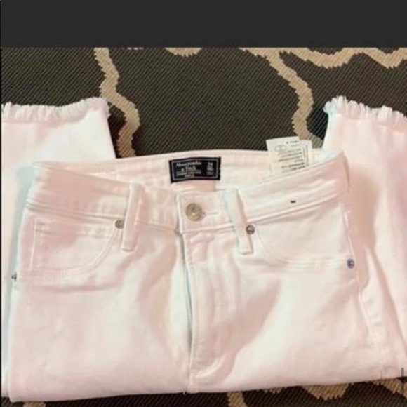 Jeans - Picture 3 of 3